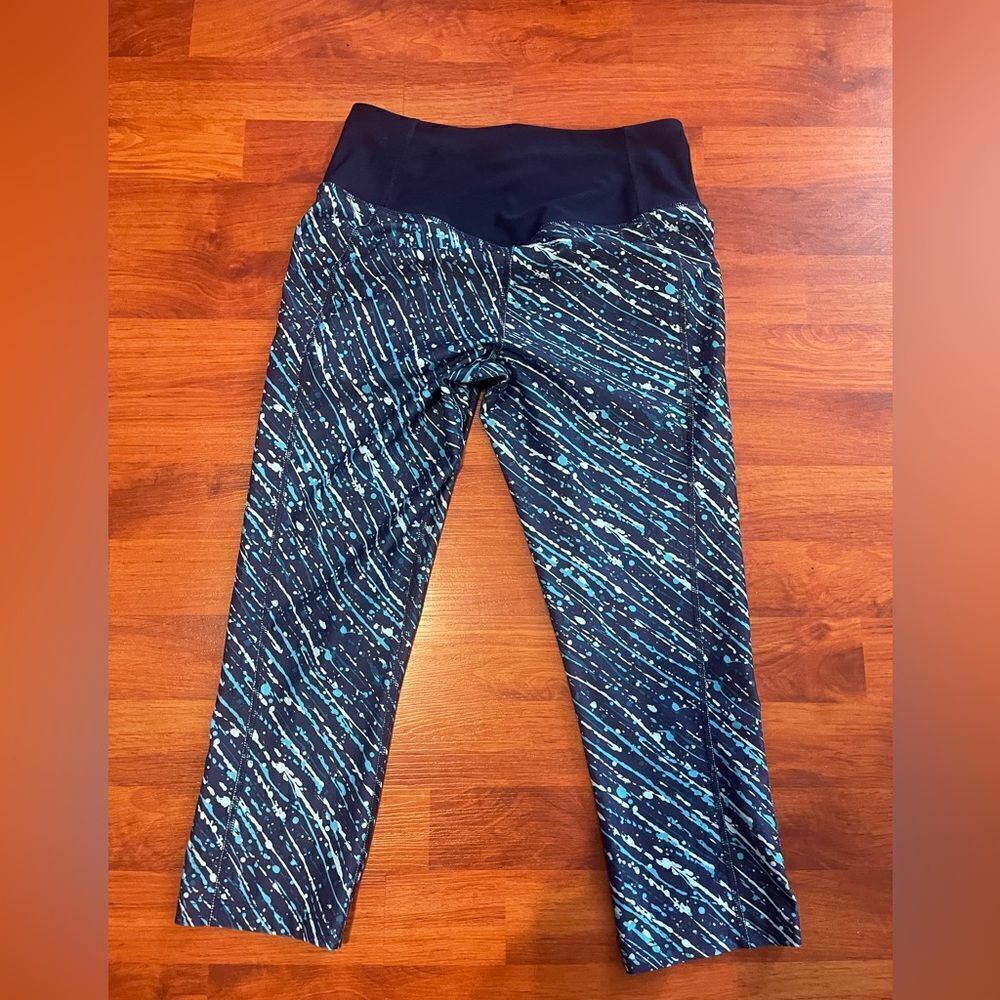 NIKE leggings Women's Dri-FitPower Printed Training capris, size XS - Picture 3 of 7
